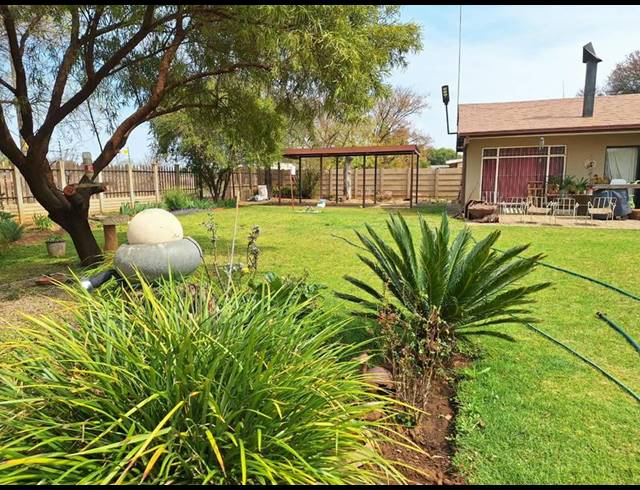 3 BEDROOM HOUSE FOR SALE IN MEIRINGSPARK
